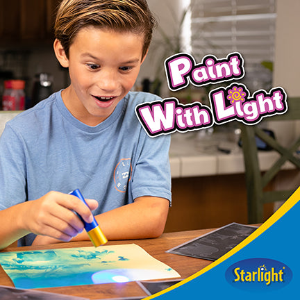Starlight Light-Activated Paper Art Kit – Animal Kingdom Theme, Mess-Free Craft for Kids